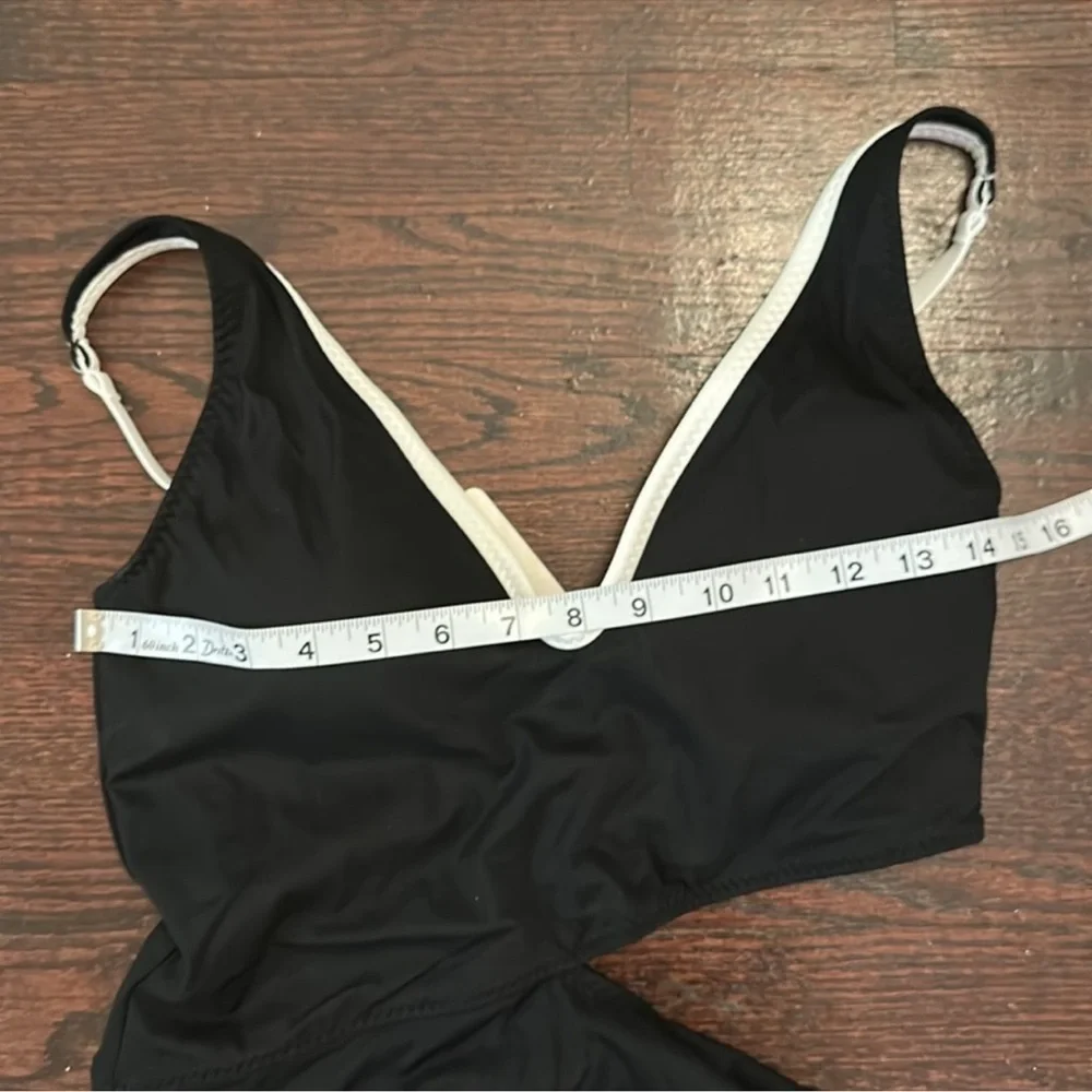 NWOT Seaside Cutout One-Piece Swimsuit Black Size M